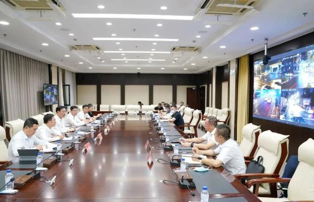 防汛常規(guī)物資|消防滅火裝備|消防救援裝備|水域救援救生|應(yīng)急照明設(shè)備|防汛與應(yīng)急包|水泵發(fā)電機(jī)類|救生救援儀器