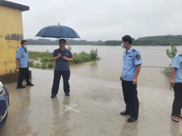 防汛常規(guī)物資|消防滅火裝備|消防救援裝備|水域救援救生|應急照明設備|防汛與應急包|水泵發(fā)電機類|救生救援儀器