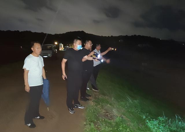 防汛物資|應(yīng)急救災(zāi)裝備|消防滅火裝備|水域救援裝備|消防救援裝備|多年應(yīng)急裝備經(jīng)驗(yàn)打造行業(yè)品牌！