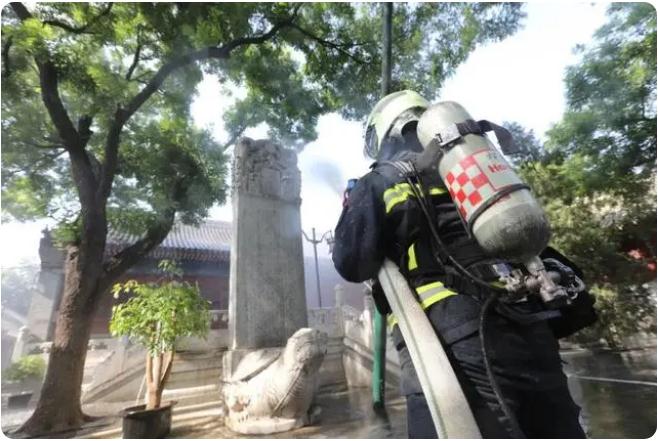 防患未&ldquo;燃&rdquo;|以演練促實戰(zhàn),筑牢千年古剎&ldquo;防火墻&rdquo;