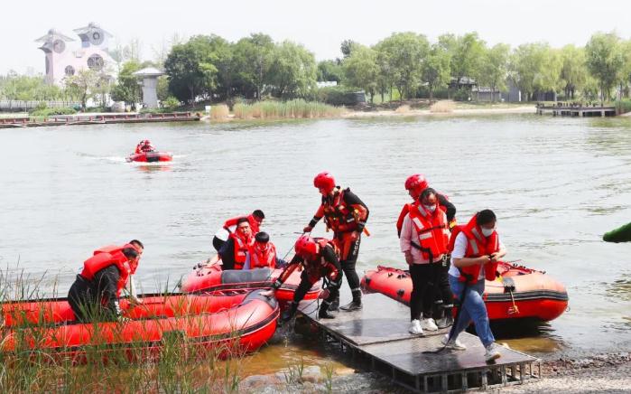 以練備戰(zhàn)，來看全省這場100余人的防汛演練！