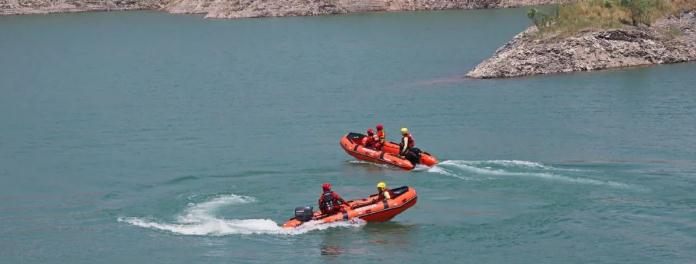 “汛”練進(jìn)行時，特勤大隊扎實(shí)開展水域救援專項訓(xùn)練